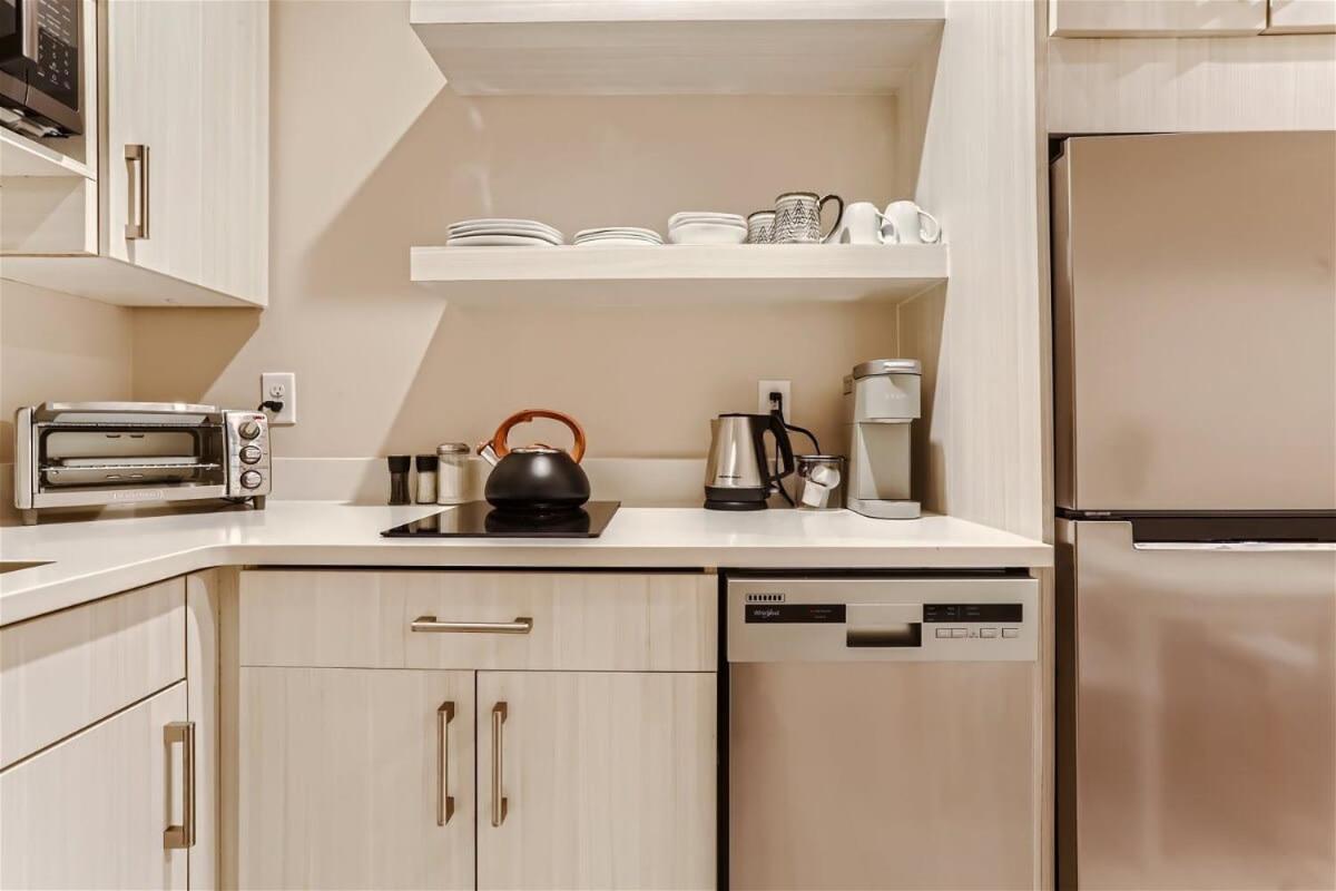 Serenity At Sloan'S 1-Br With A Modern Twist Denver Bagian luar foto