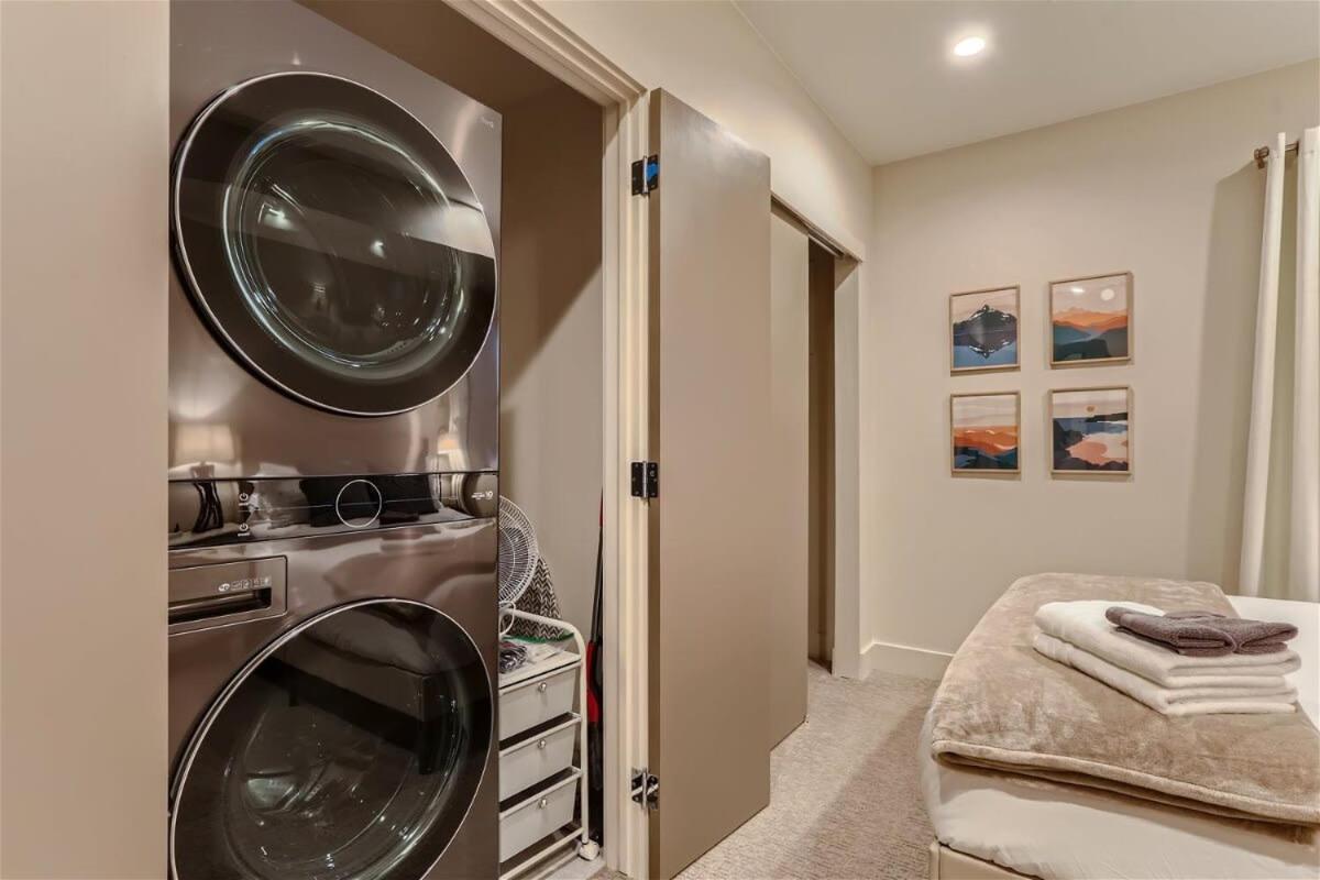 Serenity At Sloan'S 1-Br With A Modern Twist Denver Bagian luar foto